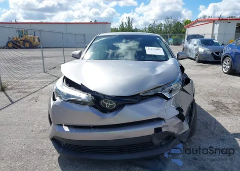 2018 Toyota C-Hr Xle z USA, uszkodzony, nr VIN JTNKHMBX0J1003233